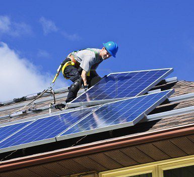 Fotovoltaico Italia: 17 GW installati e 100.000 nuovi posti di lavoro