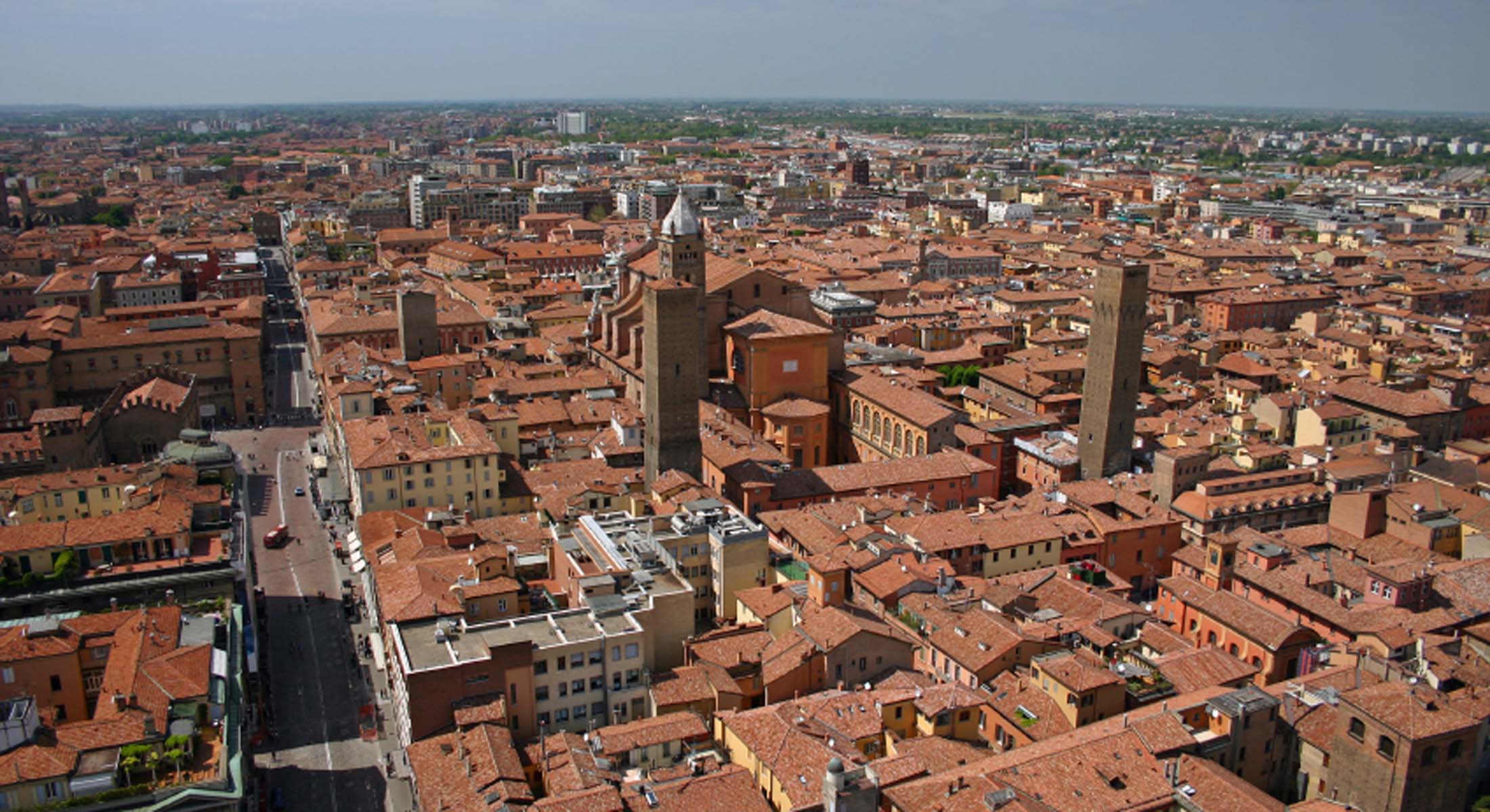 Bologna, via l'amianto e benvenuto fotovoltaico