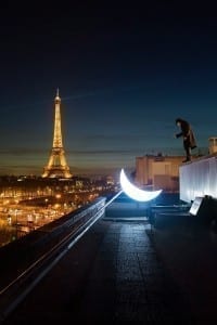 Leonid Tishkov_Private Moon in Paris_2010_mail