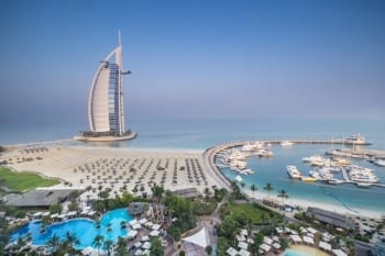 Lusso e sostenibilità fra le dune: a Dubai il futuro è green