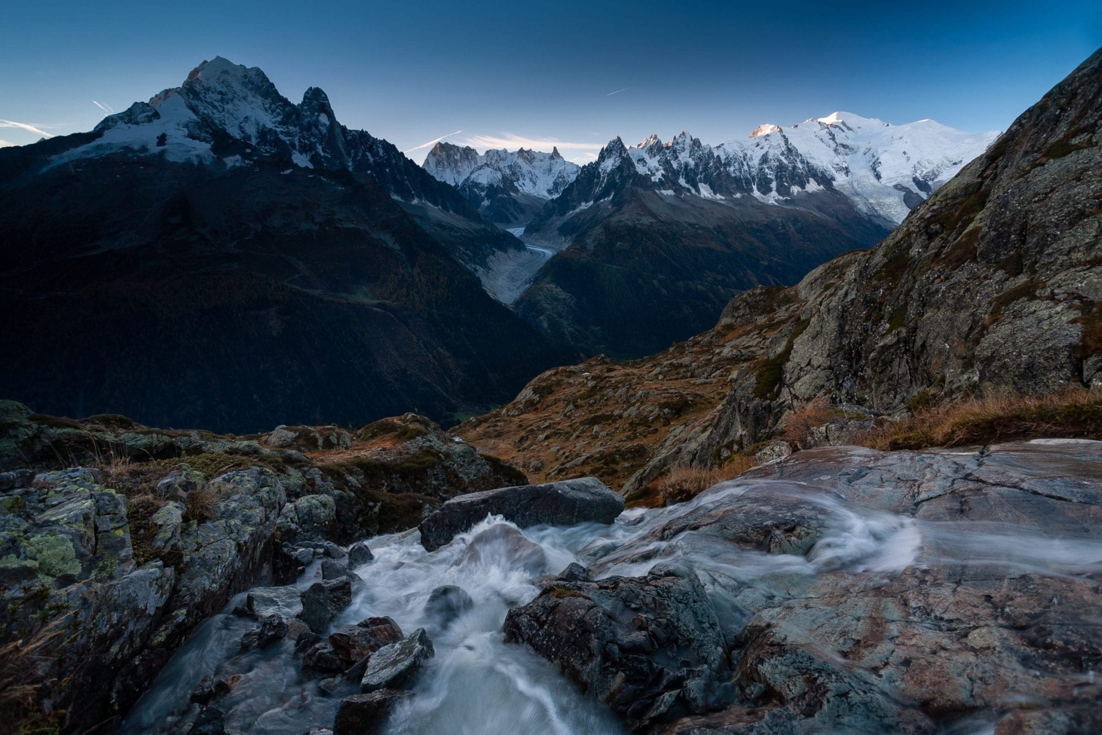 Monte Bianco: Chamonix difende il suo gigante
