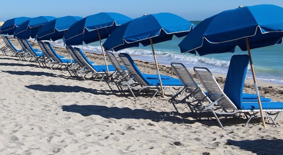 Prenotazione spiaggia: da oggi puoi riservare il tuo ombrellone con un clic