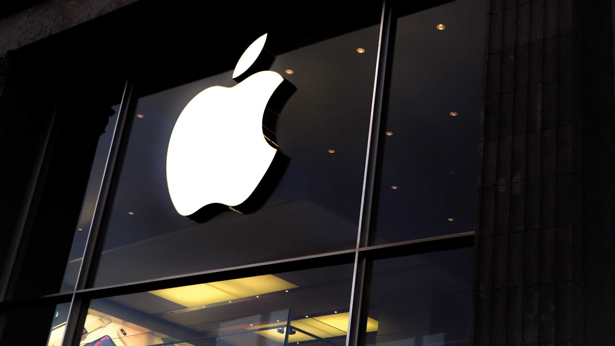 Le novità Apple 2022: ecco il nuovo iOS 16 e i nuovi MacBook Air e Pro