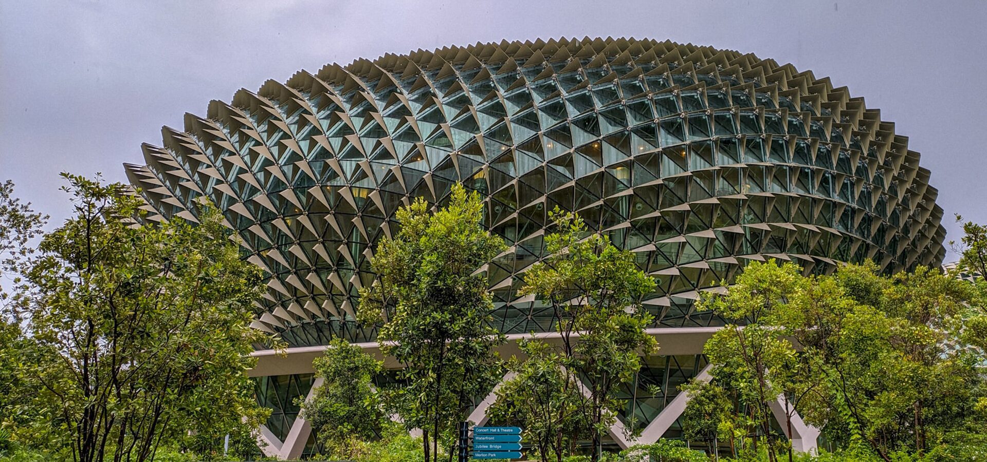 Musei-e-biblioteche-virtuali-Esplanade-Singapore