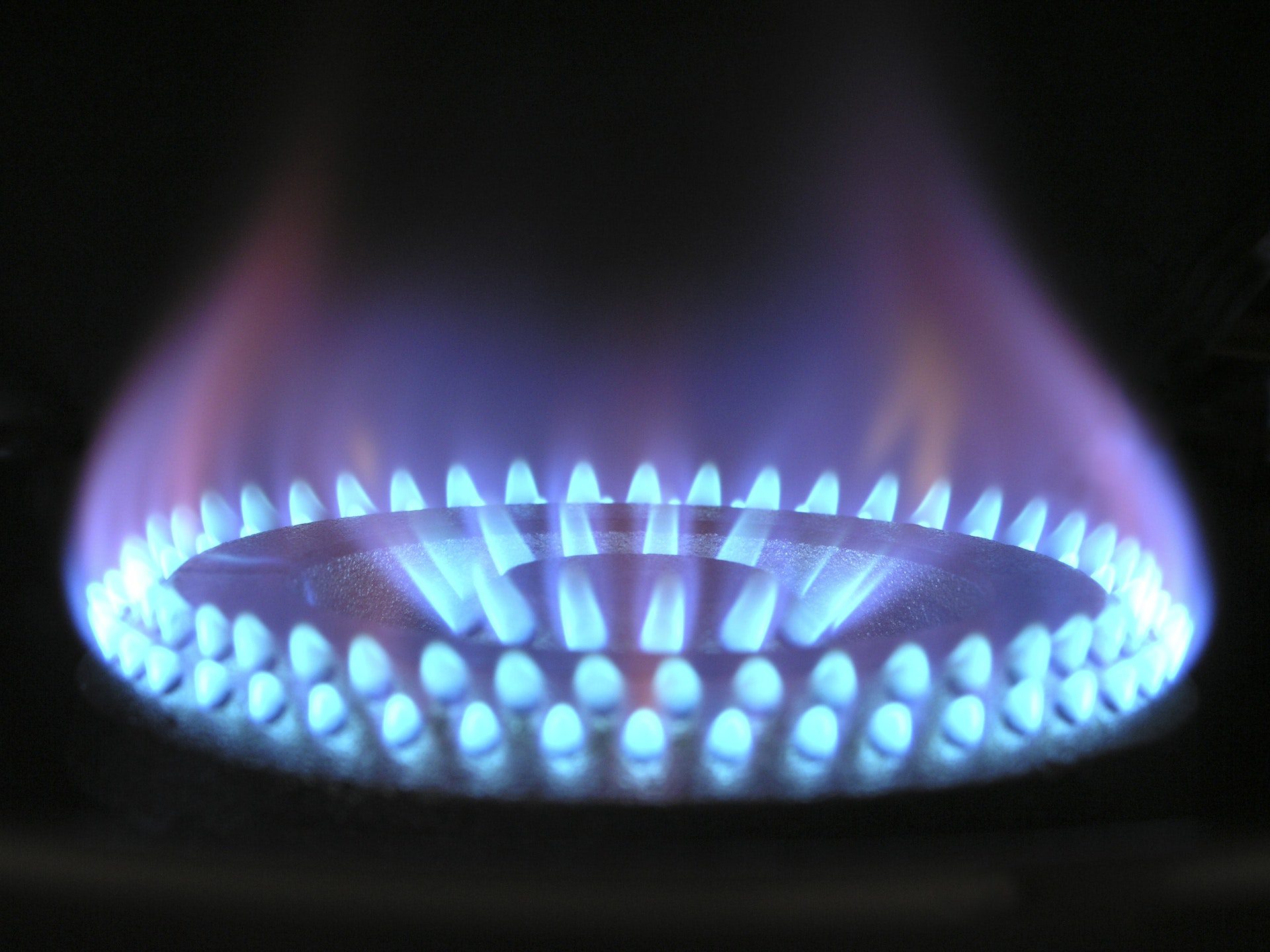Crisi del gas, come Unione europea e Italia vogliono fronteggiare l’emergenza energetica