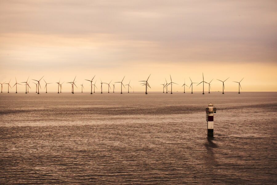Eolico offshore: il mare del nord, primo hub di energia pulita al mondo
