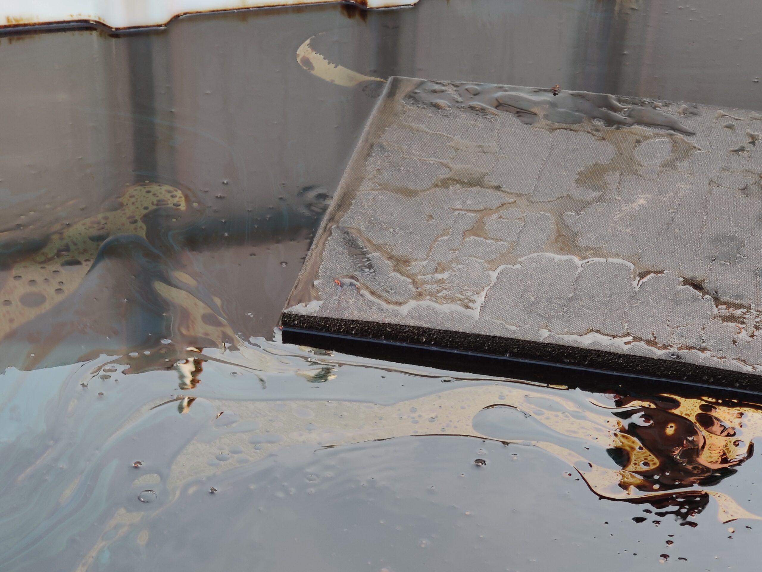 Idrocarburi nelle acque del mar Mediterraneo, le aziende offrono una soluzione