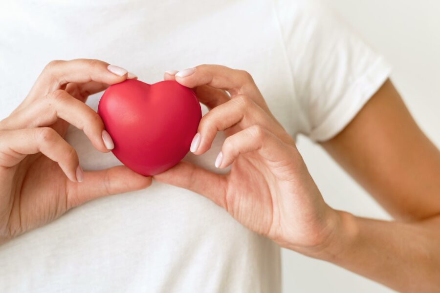 Defibrillatore cardiaco - campagna Condominio CardioProtetto