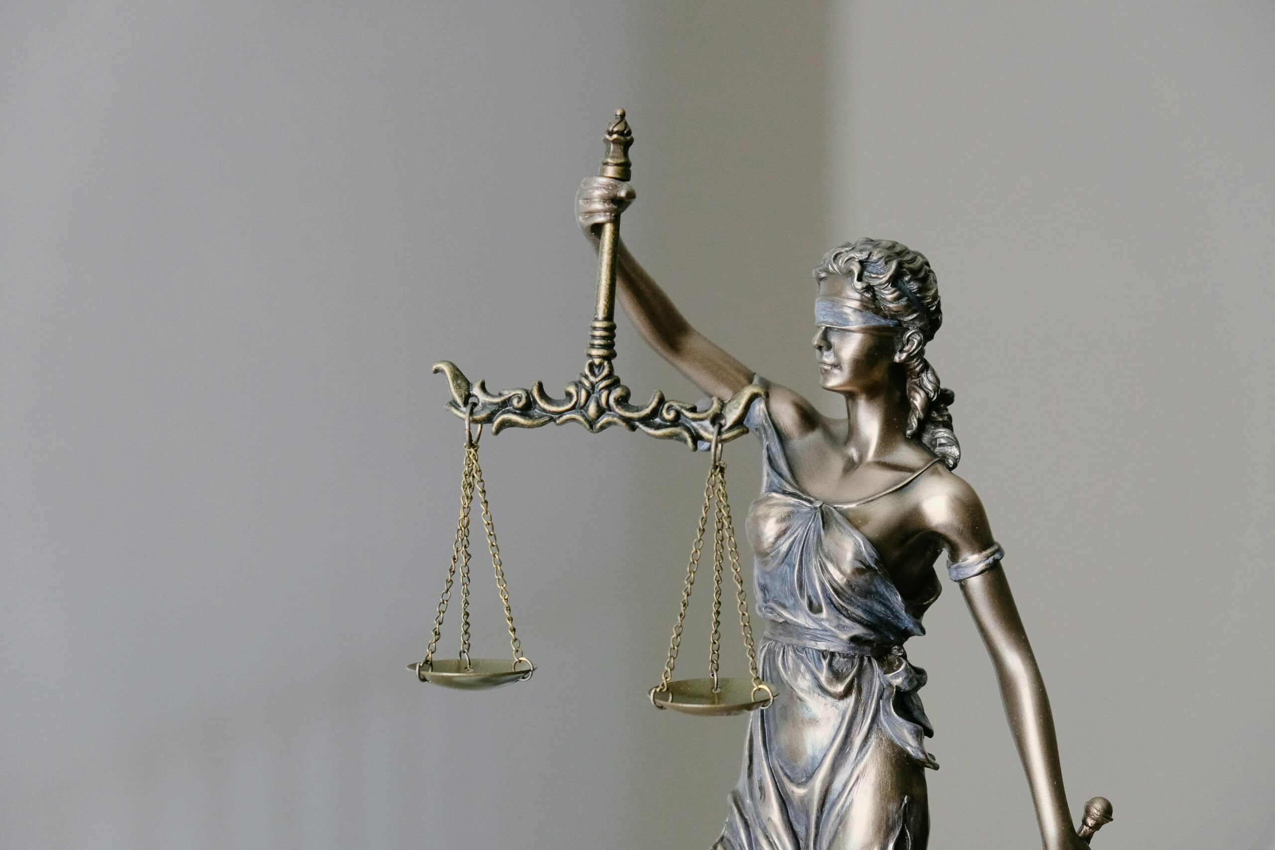 La decisione di Francesco Schiavone e il ruolo dei collaboratori di giustizia