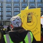 Nuovo decreto sicurezza. Gruppo di attivisti che protesta (JPG).